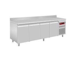 Wand-  koeltafel geventileerd, 4 deuren GN 1/1, 550 liter
