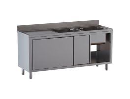 Spoeltafel 2 kuipen 500×500×300, afdruipblad links, op kast met 2 schuifdeuren