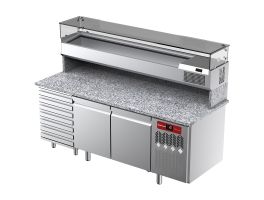 Geventileerde koeltafel voor pizza met 2 deuren en 7 lades en gekoelde vitrine 2000x380x410 en werkblad in graniet.